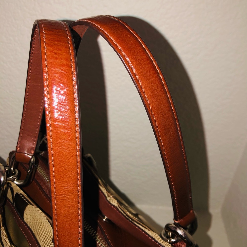 Coach Y2k Chelsea Jaden Signature Canvas Tote with Brown Leather Trim - Picture 9 of 17
